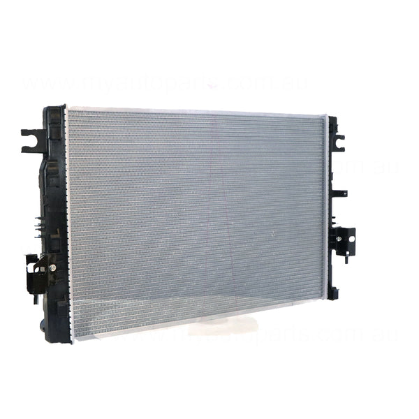Radiator 38 / 35 mm Plastic Aluminium 720 x 490 x 16 mm Automatic 2.5 L QR25DE Aftermarket suits Nissan Navara Series 1