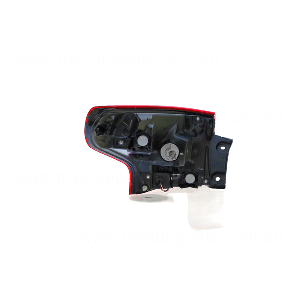 Black Red/Clear Tail Lamp Drivers Side OEM Suits Nissan Qashqai J11 2014 to 2018