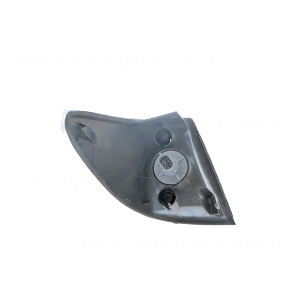 Front Park / Indicator Lamp Passenger Side Certified Suits Mazda Premacy CP 2001 to 2003