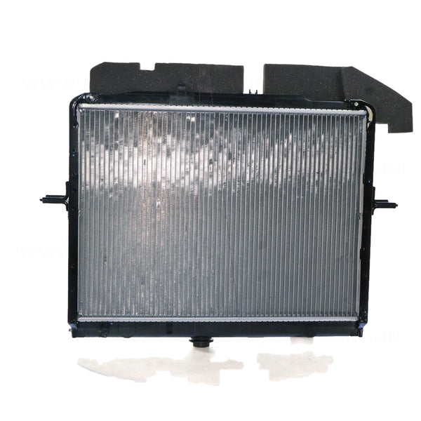Radiator 35 / 35 mm Plastic Aluminium 420 x 582 x 26 mm Manual 8 mm Fin 2.9L L J3 Suits Kia K2700 / 2900 PU/PU3 2005 to 2008