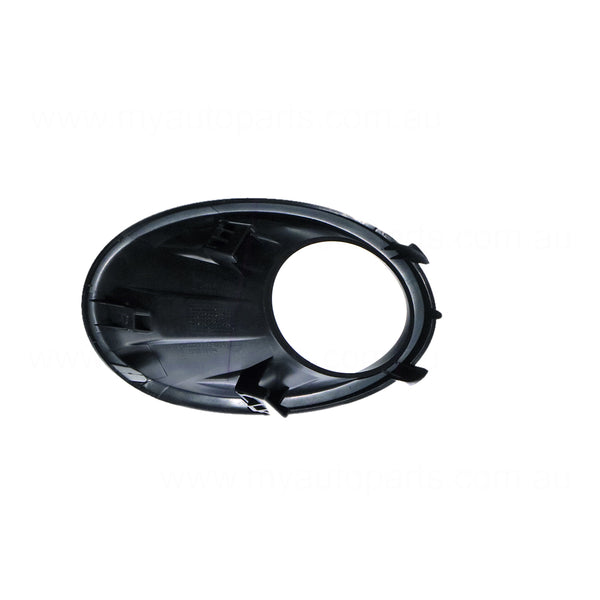 Front Bar Grille With Fog Light Mount Driver Side OEM Suits Nissan Dualis J10 1/2010 to 5/2014
