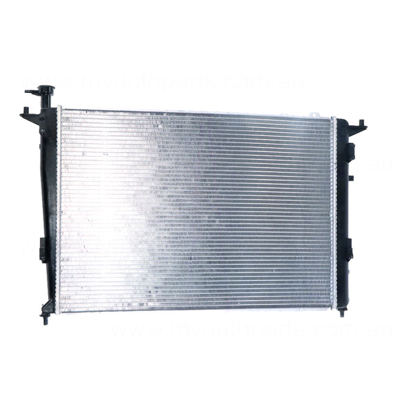 Radiator 35 / 35 mm Plastic Aluminium 670 x 485 x 16 mm Automatic 2.4L 3.5L L G4KE D6DC Aftermarket Suits Kia Sorento XM 2009 to 2012