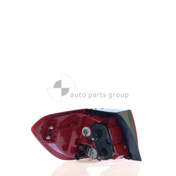 LED Tail Lamp Drivers Side OEM Suits Kia Sorento UM 2017 to 2021