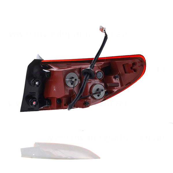 Kia Stonic OEM Tail Lamp Passenger Side 10/2020 to / - 92401H8400