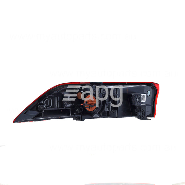 Kia Carnival OEM Tail Lamp Drivers Side 09/2020 to 04/2023 - 92402R0000