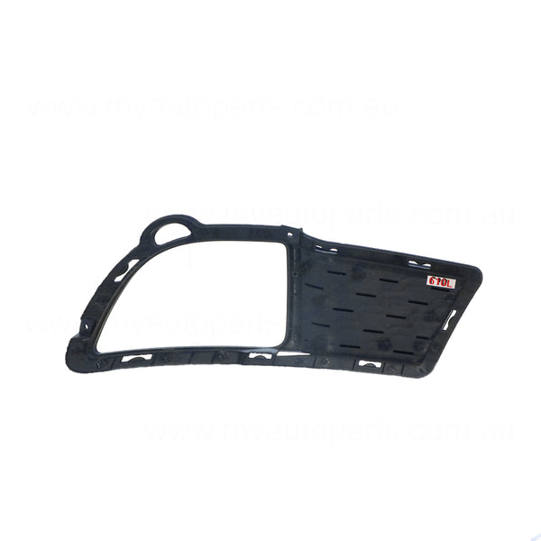 Front Bar Grille Passenger Side OEM Suits Kia Cerato TD 5 Door Hatch 8/2010 to 3/2013