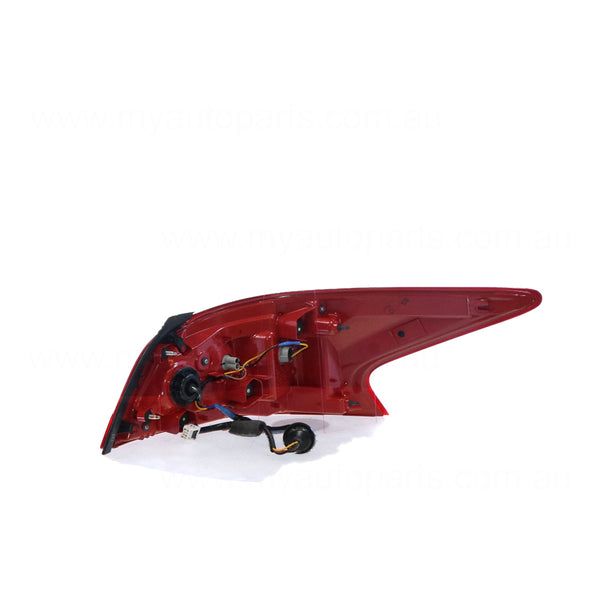 Red/Clear Tail Lamp Passenger Side OEM Suits Nissan Altima L33 2013 to 2017