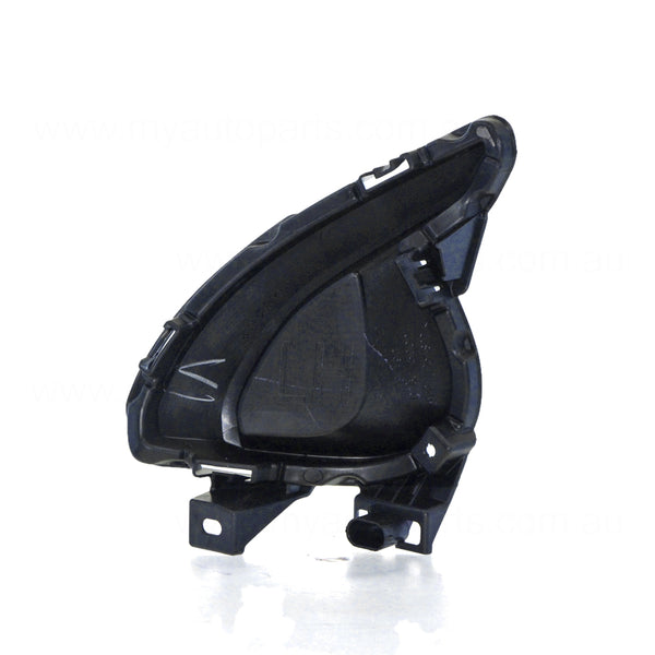 Front Bar Grille Passenger Side OEM suits Mazda 2