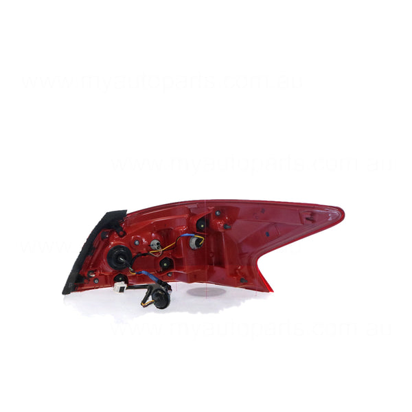 Red/Clear Tail Lamp Passenger Side OEM Suits Nissan Altima L33 2013 to 2017