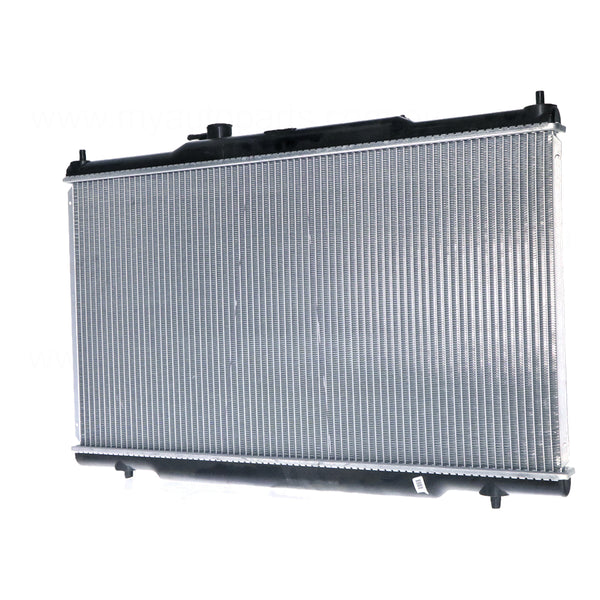 Radiator 32 / 32 mm Plastic Aluminium 400 x 728 x 26 mm Manual/Auto 2.4L L K24A Aftermarket Suits Honda CR-V RD 2001 to 2007