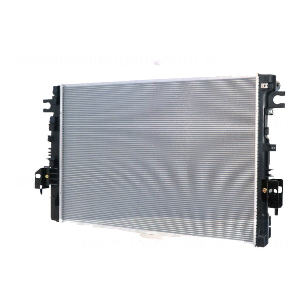 Radiator Aftermarket suits Nissan Navara