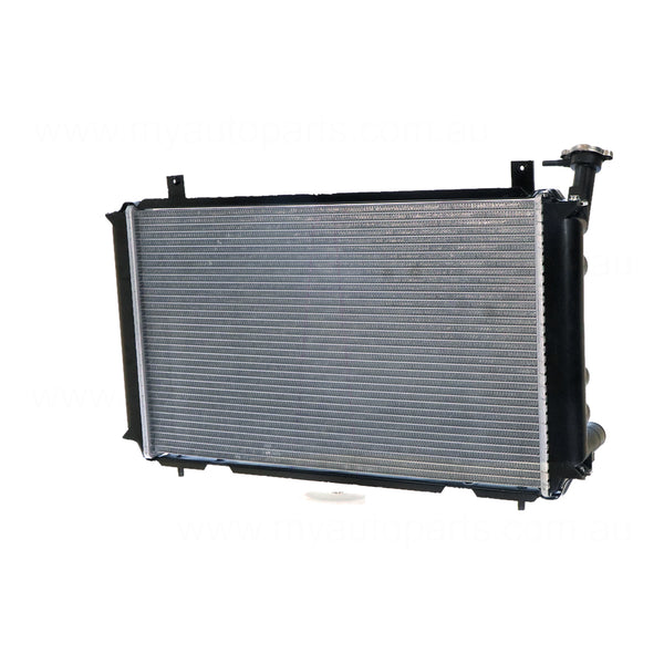 Radiator 33 / 33 mm Plastic Aluminium 588 x 348 x 26 mm Manual/Auto 1.6,1.8L L 16LF,18LE Aftermarket Suits Nissan Pulsar N13 1987 to 1991