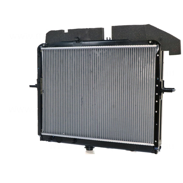 Radiator 35 / 35 mm Plastic Aluminium 420 x 582 x 26 mm Manual 8 mm Fin 2.9L L J3 Suits Kia K2700 / 2900 PU/PU3 2005 to 2008