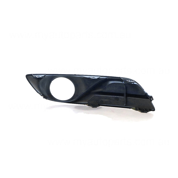 Front Bar Grille With Fog Light Mount Drivers Side OEM Suits Nissan Pulsar B17 2012 to 2017