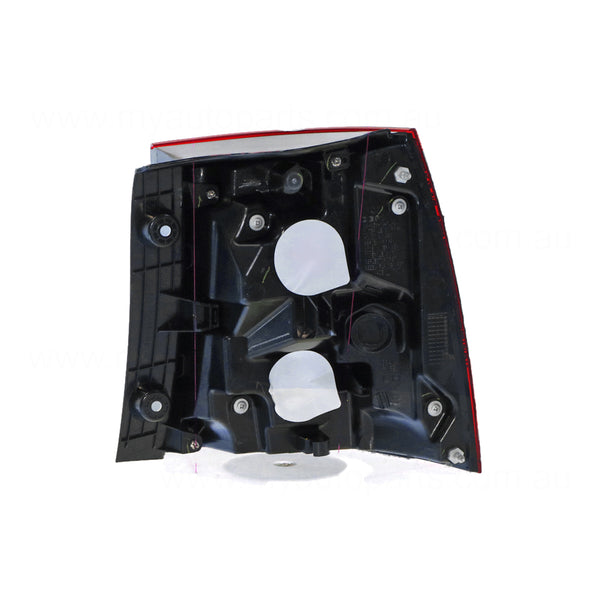 Tail Lamp Passenger Side Certified Suits Kia Sorento XM 2012 to 2015