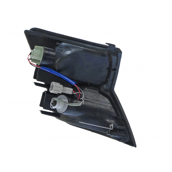 Front Park / Indicator Lamp Passenger Side OEM Suits Nissan Patrol GU/Y61 1997 to 2016