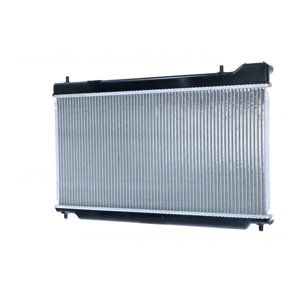 Radiator 28 / 28 mm Plastic Aluminium 325 x 648 x 16 mm Manual/Auto 1.3,1.5L L L13A,L15A Aftermarket Suits Honda Jazz GD 2002 to 2008