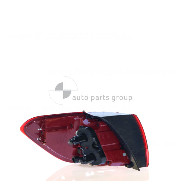 LED Tail Lamp Drivers Side OEM Suits Kia Sorento UM 2017 to 2021