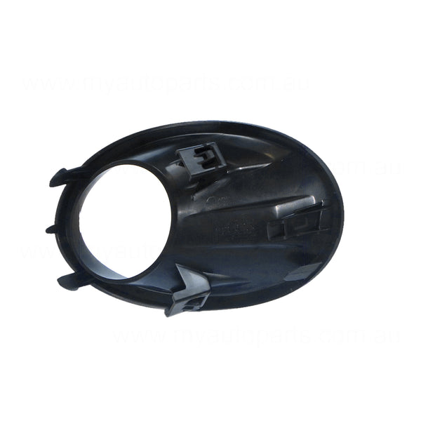 Front Bar Grille With Fog Light Mount Passenger Side OEM Suits Nissan Dualis J10 1/2010 to 5/2014