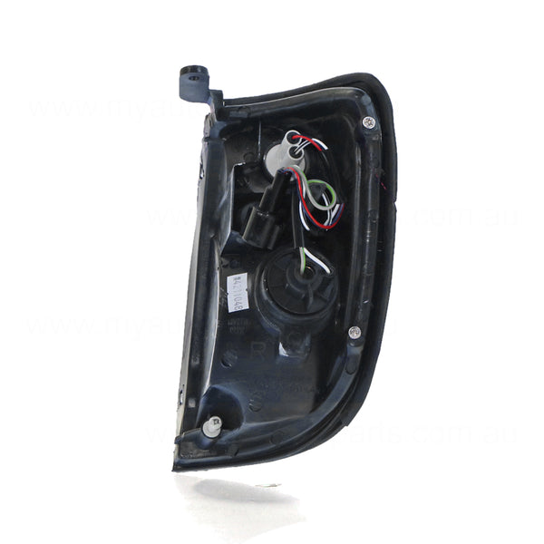 Front Park / Indicator Lamp Drivers Side Certified Suits Nissan Navara D22 1997 to 2001