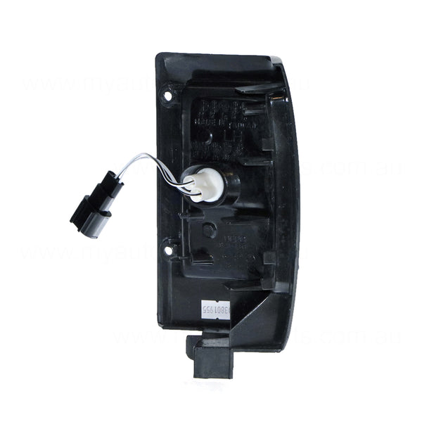 Front Park / Indicator Lamp Passenger Side Aftermarket Suits Nissan Navara D21 1992 to 1997