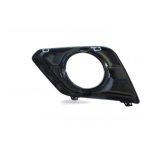 Front Bar Grille With Fog Light Mount Drivers Side OEM suits Nissan X-Trail T32 3/2014 to 2/2017