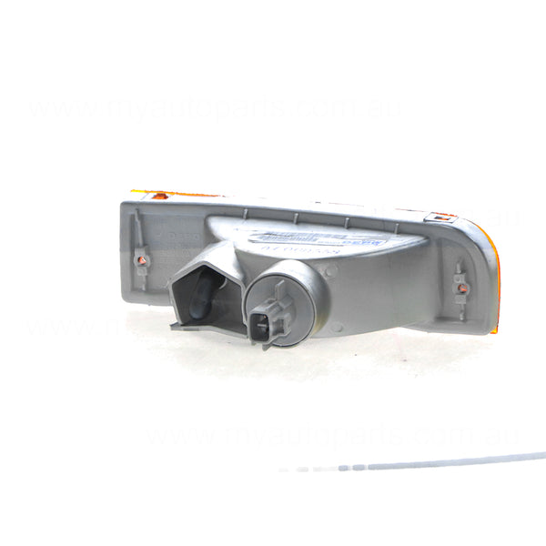 Front Bar Park / Indicator Lamp Drivers Side Aftermarket Suits Toyota 4 Runner / Surf LN130R/RN130R/YN130R/VZN130R 1991 to 1997
