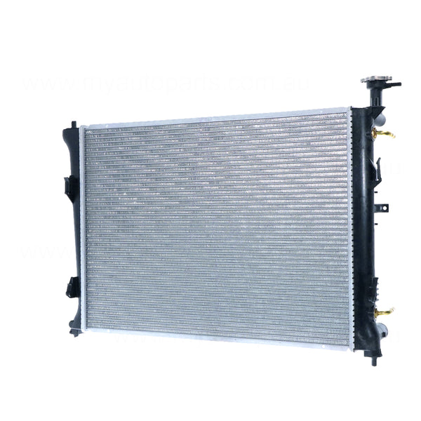 Radiator 33 / 33 mm Plastic Aluminium 600 x 438 x 16 mm Manual/Auto 2.0L L G4KD8H Aftermarket Suits Kia Cerato TD 2009 to 2013