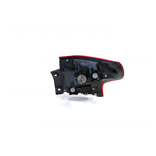 Black Red/Clear Tail Lamp Passenger Side OEM Suits Nissan Qashqai J11 2014 to 2018