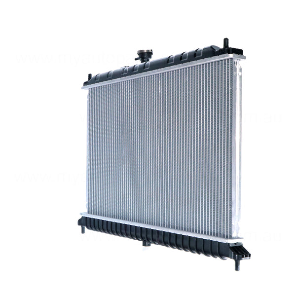 Radiator 33 mm 33 / Plastic Aluminium 368 x 648 x 16 mm Manual/Auto 1.4L/1.6L L G4EE/G4ED Aftermarket Suits Kia Rio JB 2005 to 2011