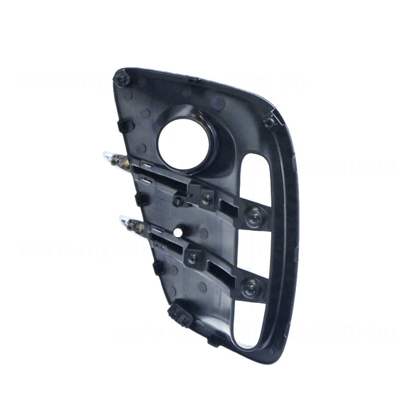 Front Bar Grille With Fog Light Mount Passenger Side OEM Suits Kia Rio UB 3/5 Door Hatch 11/2014 to 1/2017
