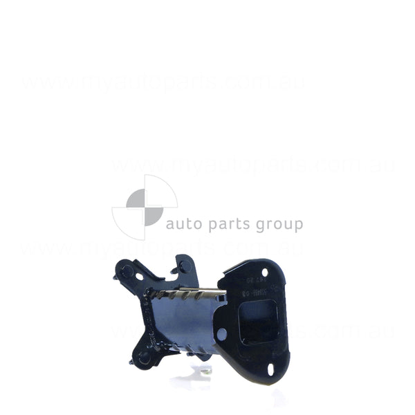 Rear Bar Bracket Passenger Side OEM suits Nissan X-Trail T32