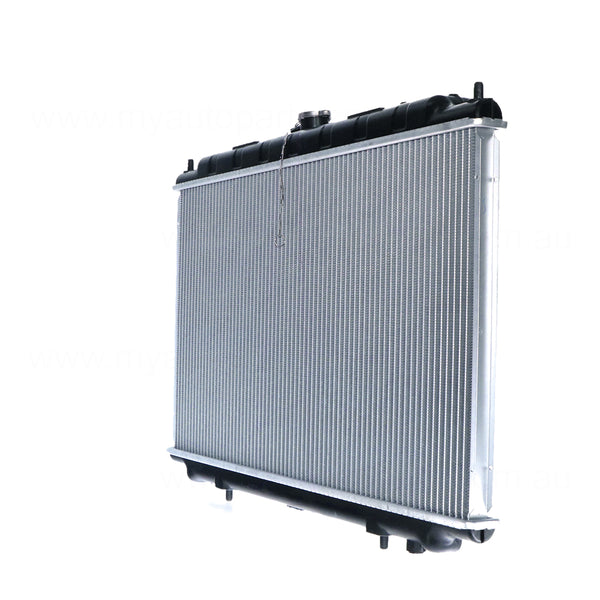 Radiator 35 / 35 mm Plastic Aluminium 400 x 694 x 24 mm Manual/Auto 3.0L L VE30DE Aftermarket Suits Nissan Maxima A32 1994 to 1999