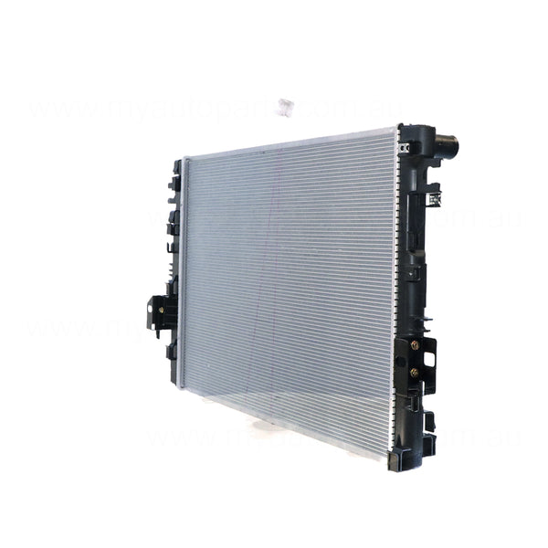 Radiator Aftermarket suits Nissan Navara