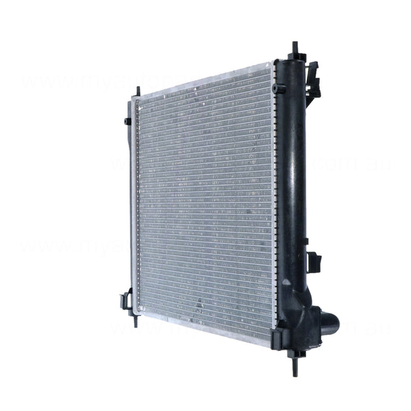 Radiator Aftermarket suits Nissan