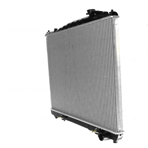 Radiator 35 / 35 mm Plastic Aluminium 500 x 688 x 26 mm Manual/Auto 3.3L L VG33E Aftermarket Suits Nissan Pathfinder R50 1995 to 2005