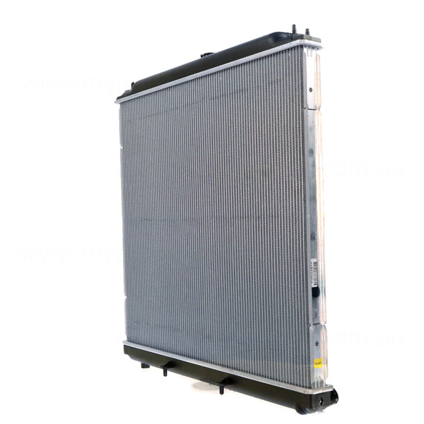 Radiator OEM suits Nissan