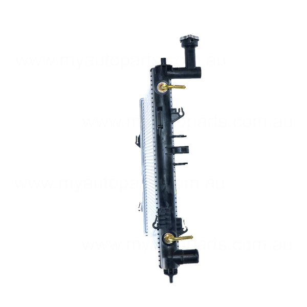 Radiator 33 / 33 mm Plastic Aluminium 600 x 438 x 16 mm Manual/Auto 2.0L L G4KD8H Aftermarket Suits Kia Cerato TD 2009 to 2013