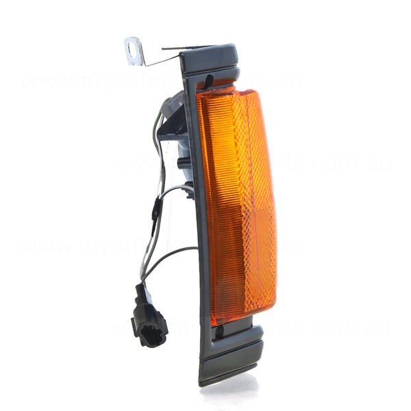 Front Park / Indicator Lamp Passenger Side Aftermarket Suits Nissan Navara D21 1986 to 1992