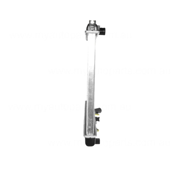 Radiator 31 mm 31 / Plastic Aluminium 350 x 638 x 26 mm Manual/Auto 1.5L L A5D Aftermarket Suits Kia Rio BC 2000 to 2002