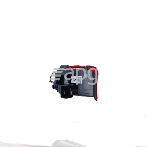 Kia Carnival OEM Tail Lamp Drivers Side 09/2020 to 04/2023 - 92402R0000