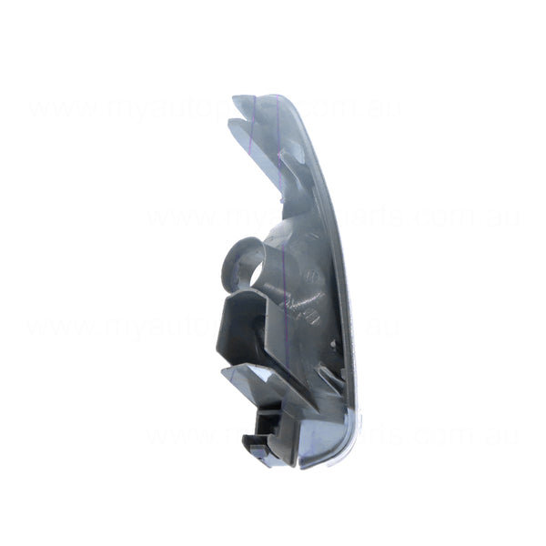 Front Park / Indicator Lamp Drivers Side Certified Suits Nissan X-Trail T30 2001 to 2007
