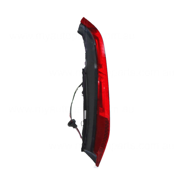 Tail Lamp Drivers Side Certified Suits Nissan X-Trail T30 9/2001 to 4/2005