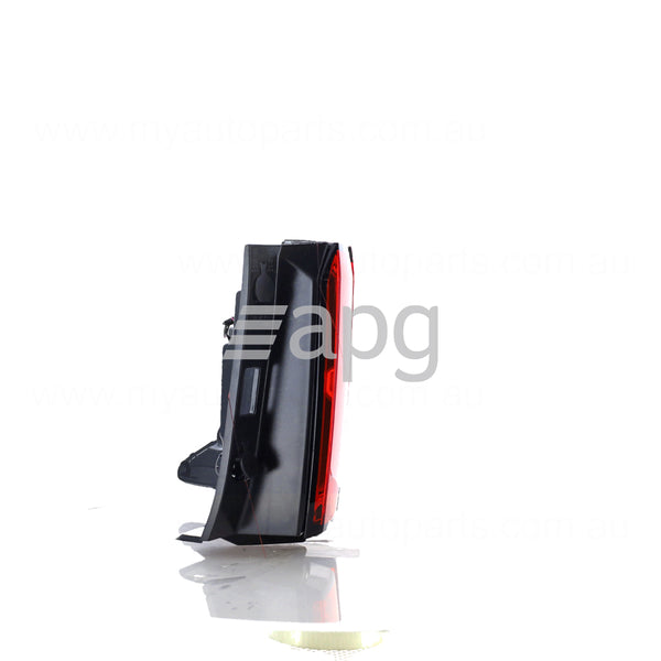 Kia Sorento OEM Tail Lamp Passenger Side 04/2020 to / - 92410P2100