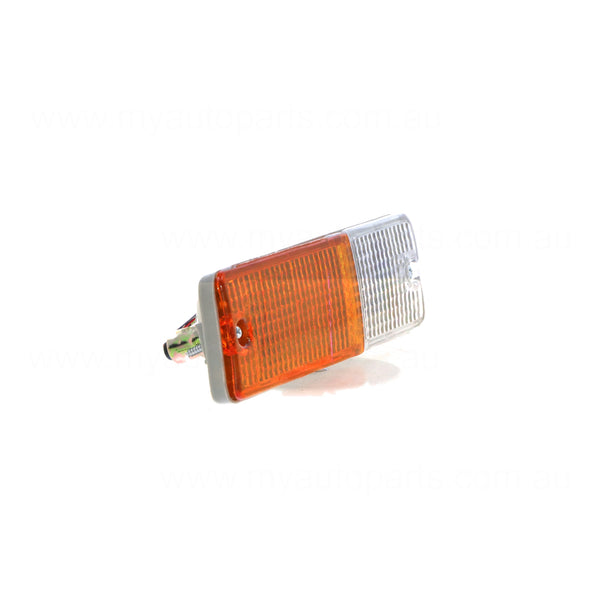 Front Bar Park / Indicator Lamp Passenger Side Aftermarket suits Nissan
