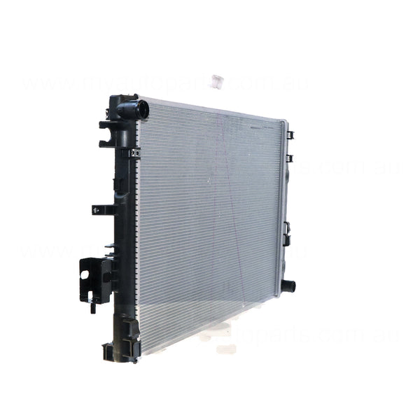 Radiator Aftermarket suits Nissan Navara