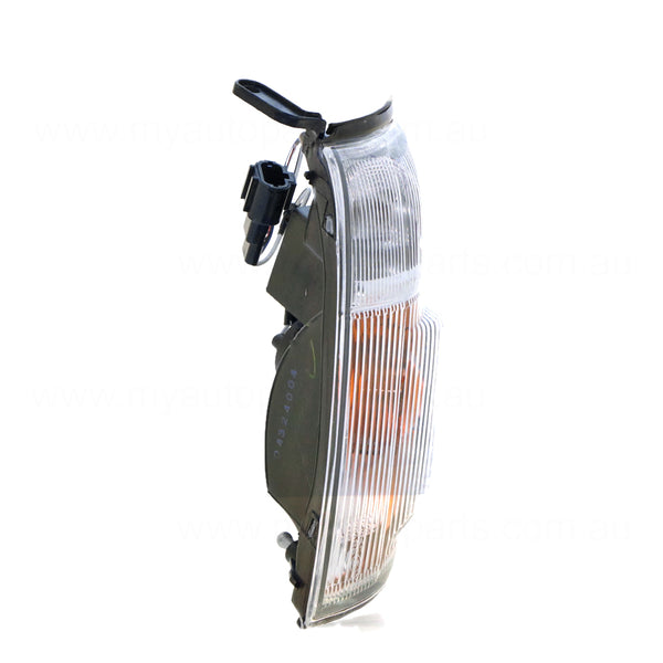 Front Park / Indicator Lamp Passenger Side Certified Suits Nissan Navara D22 1997 to 2001