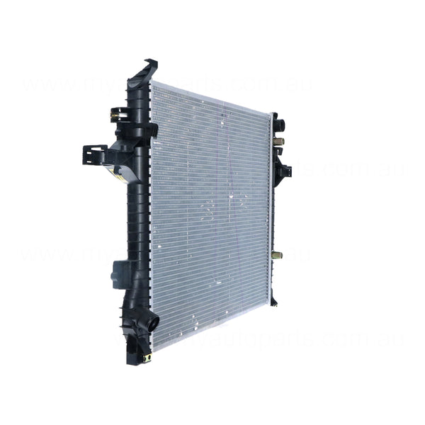 Radiator 38 / 38 mm Plastic Aluminium 620 x 529 x 40 mm Manual/Auto 2.4,2.5,3.0L L Aftermarket Suits Volvo XC90 P28 2003 to 2015