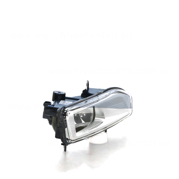 Fog Lamp Passenger Side OEM suits Nissan