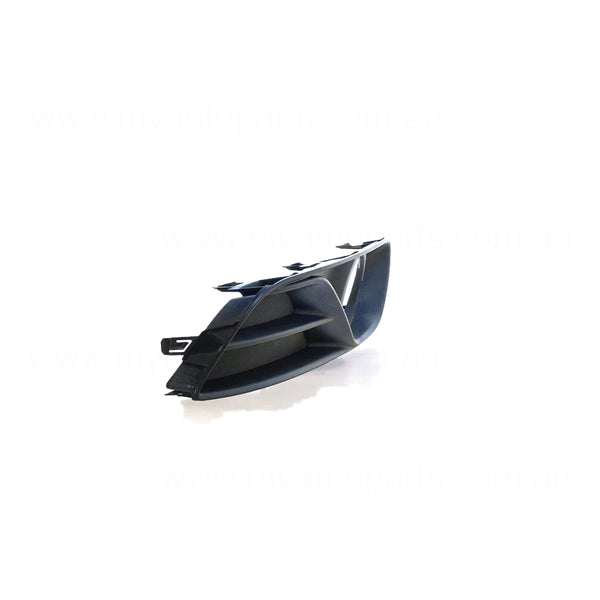 Front Bar Grille With Fog Light Mount Drivers Side OEM Suits Nissan Pulsar B17 2012 to 2017